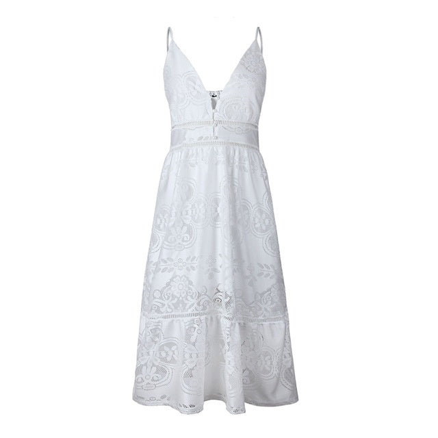 Élégance d’Été : Robe Bohème Chic en Broderie Anglaise 🌞