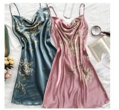 ✨ Rêves de Satin et Fleurs