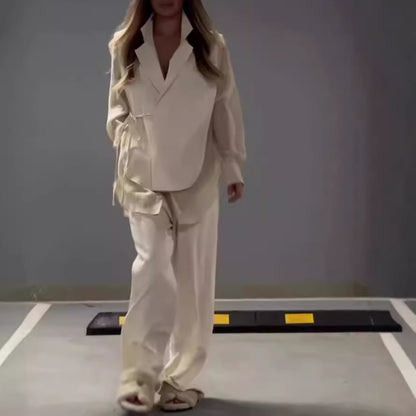 Ensemble Tailleur Asymétrique